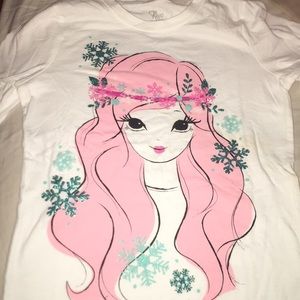 A girls white graphic tee from Children’s Place